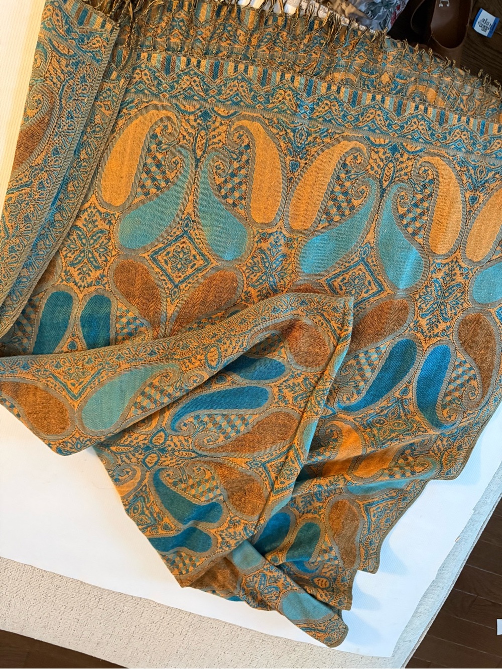 pashmina Stunning Silk Blend Teal and Gold Paisley Woven Shawl Scarf Wrap - Picture 2 of 5